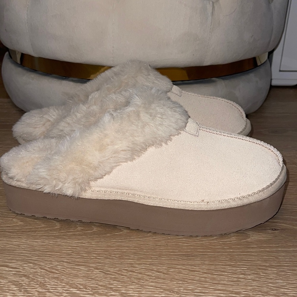 Platform slippers